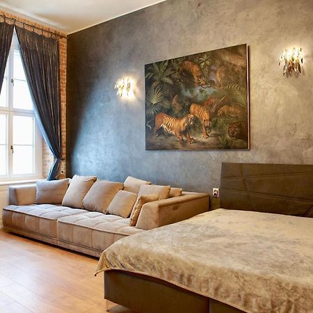 Appartement Heart In The Old Town à Bratislava Extérieur photo